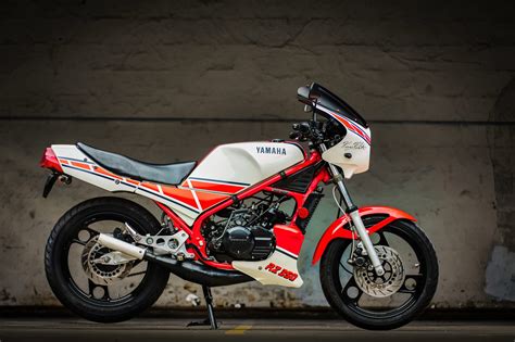 Motorcycle Yamaha Rz350 Kenny Roberts Edition Wallpaper - Resolution:2048x1365 - ID:1126952 ...