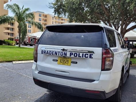 Oxygen Tank Explodes At Home, 1 Dead: Bradenton Police | Bradenton, FL ...