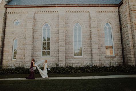 Brandon + Shannon / Lauritzen Gardens Wedding in Omaha, Nebraska ...