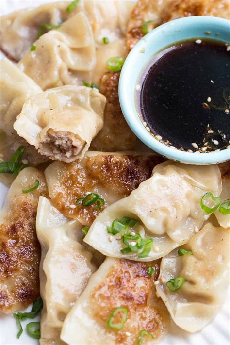 Chicken Gyoza Recipe (Dumplings) VIDEO - Valentina's Corner