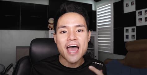 Nair guy is back with another explicit tutorial that's left TikTok traumatised again - News Colony