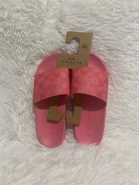 Coach slide pink size 6 only, Women's Fashion, Footwear, Slippers and slides on Carousell