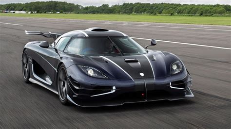 2015 Koenigsegg One:1 for sale | Official UK Koenigsegg Dealer | SuperVettura