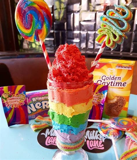 WOWZA! RAINBOW MILKSHAKE 🌈🌈 | Summer desserts, Ice cream taco bar, Ice ...