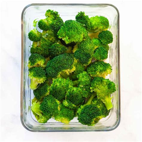 How to Boil Broccoli - Kitchen Skip