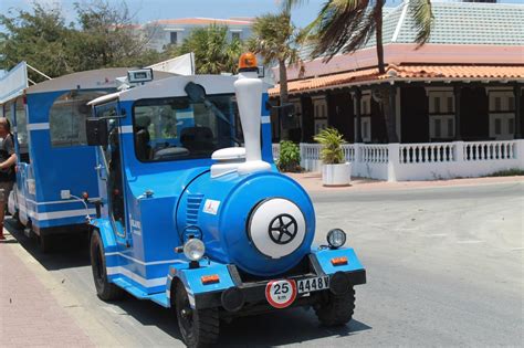 Shore Excursion: Trolley Train City Tour - Bonaire | Carnival Cruise Line