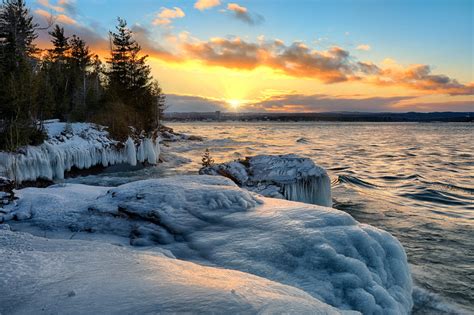 Michigan Nut Photography | Michigan sunsets & sunrises | Presque Isle Winter Sunset, Marquette ...