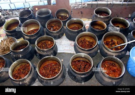 Anantnag, India. 16th July, 2017. Wazwan is a multi-course meal in ...