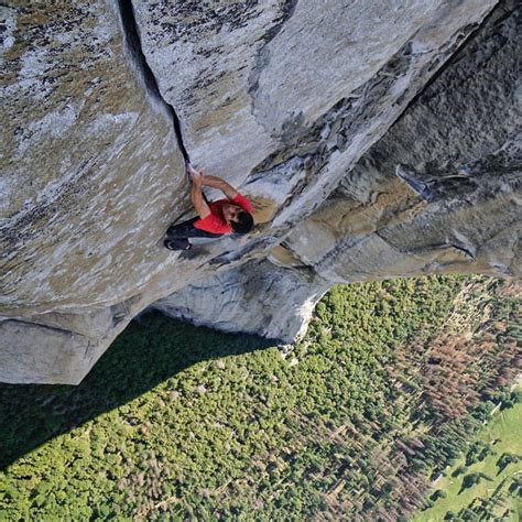 Alex Honnold First to Free Solo El Capitan