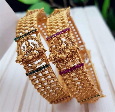 Traditional Beautiful Gold Bangle Designs - Dhanalakshmi Jewellers