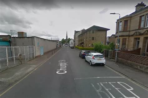 Police race to Cardonald after crash involving car and pedestrian - Glasgow Live