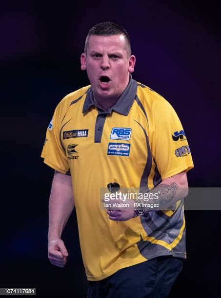 24 Ian Chisnall Stock Photos, High-Res Pictures, and Images - Getty Images