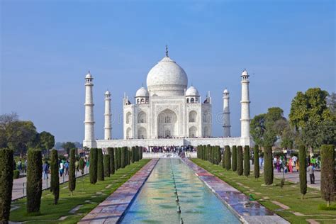 Taj Mahal in Agra, Uttar Pradesh, India Editorial Photography - Image of asia, exterior: 136958382