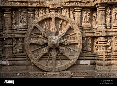 Konark Sun temple Wheel Stock Photo - Alamy