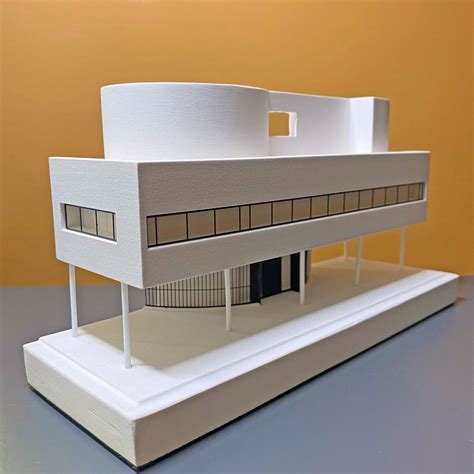 Villa Savoye (L) - Handmade architectural sculptures