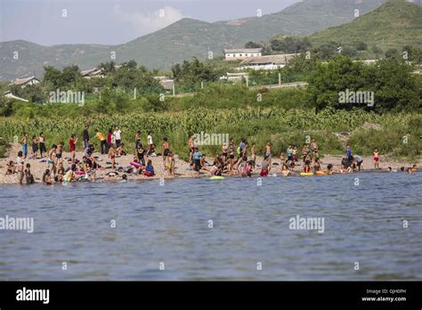 Tumen river korea hi-res stock photography and images - Alamy