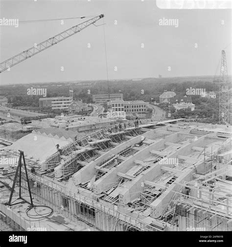 Construction Nederlands Congress Centre in The Hague, overview of tower, work Date: 29 June 1966 ...