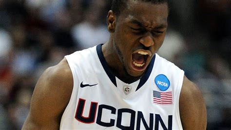 Kemba Walker College - Kemba Walker Leads Uconn Past San Diego State ...