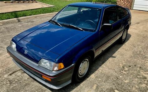 8k Mile Survivor: 1986 Honda CRX HF | Barn Finds