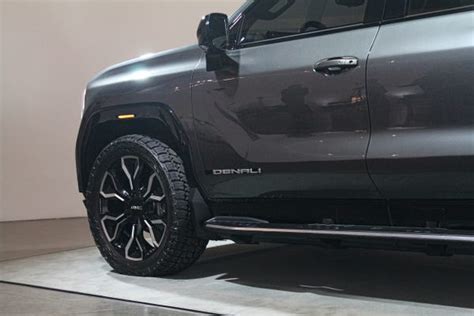 GMC Sierra EV Pickup Revealed: See the $107,000 Electric Truck ...