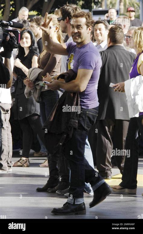 Jeremy Piven arrives at the NBA Finals Championship game between the LA ...