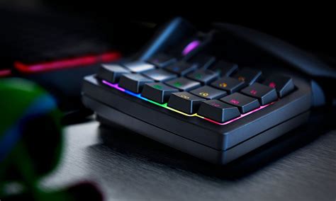 Razer Tartarus V2 Chroma Review: Good For MMO Mavens | Tom's Guide