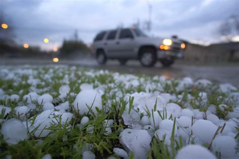 A 30-minute Texas hailstorm causes $480 million in damages - Houston Chronicle