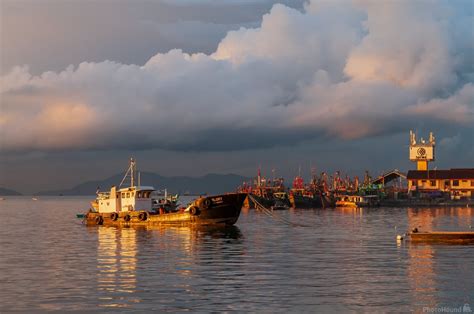 Image of Kota Kinabalu Night Market by Luka Esenko | 1016984