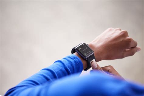 AliveCor CEO Vic Gundotra on Competing With Apple Watch Series 4 ...