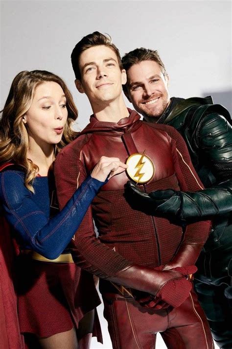 Crossover | Supergirl and flash, Superhero shows, Supergirl