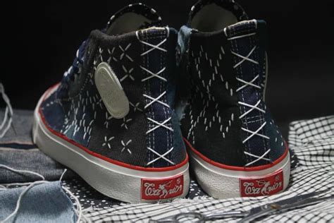 Warrior shoes sashiko custom. Customized by Stitch Roulette