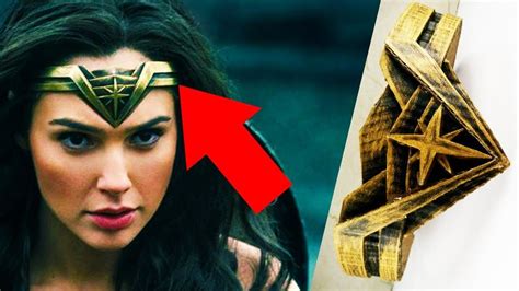 How to make WONDER WOMAN'S TIARA out of CARDBOARD JUSTICE LEAGUE diy at ...