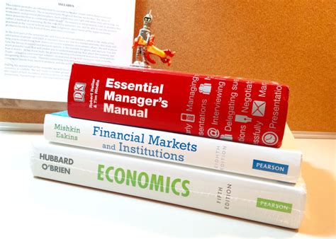 6 Bestselling Books in the Field Of Economics - Financial Talkies