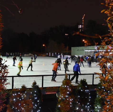 Ice Skating at Steinberg Ice Rink | Kids Out and About St. Louis