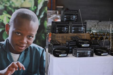 Unicef supports Zimbabwean schools with equipment for radio lessons - Zimbabwe Situation