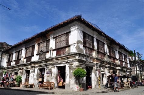 Bahay Na Bato Sa Vigan - Halimbawa ng Bahay