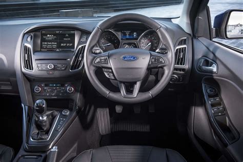 The interior of the 2015 Ford Focus - Changing Lanes