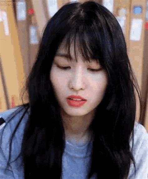 Twice Momo GIF - Twice Momo Smile - Discover & Share GIFs