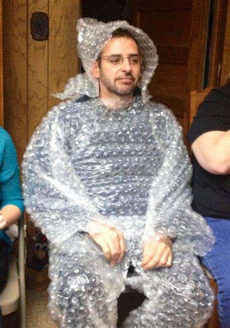 Bubble Wrap Suit | Bubble wrap suit, Funny pictures, Funny