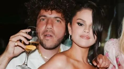 Selena Gomez makes out with new boyfriend Benny Blanco after rushing to his defence - Mirror Online