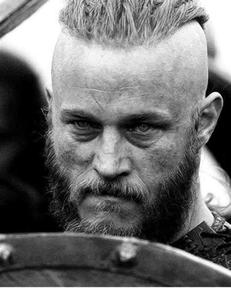 Travis Fimmel | Vikings ragnar, Ragnar lothbrok vikings, Vikings travis fimmel