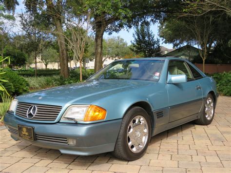 1992 Mercedes-Benz SL500 | Primo Classics International LLC