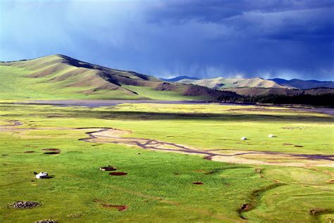 Why You Need to Go to Mongolia Now in 16 Stunning Photos - Bloomberg