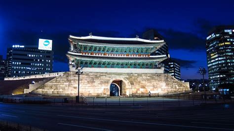 Sungnyemun Gate (Namdaemun Gate) - The Seoul Guide