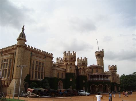 Bangalore Palace - Images WorthvieW