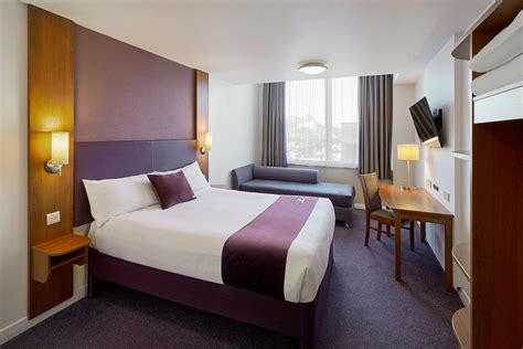 PREMIER INN BURTON ON TRENT CENTRAL HOTEL - Updated 2022 (Burton upon ...