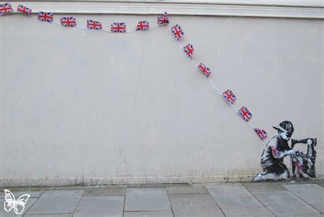 Banksy New Mural In London | StreetArtNews | StreetArtNews