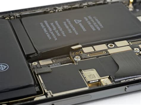 iPhone X, XS, and XS Max Battery Adhesive Strips Replacement - iFixit Repair Guide