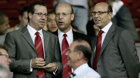 Who are the Glazer family owning Manchester United? & why are Red ...