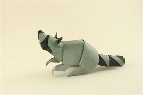 22 Delightfully Crafty Origami Wild Animals | Origami animals, Origami paper art, Origami artist